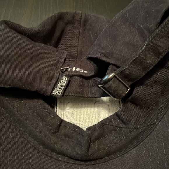 Black ‘The Office’ Show Hat with Adjustable Back - Picture 3 of 6